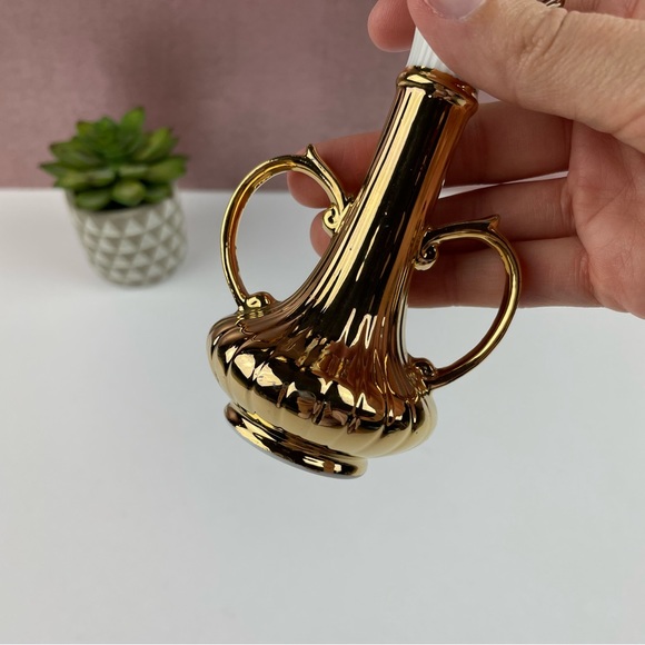 Royal Crown Gold White Vase Home Decor Accent - Picture 7 of 8